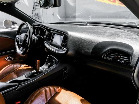 Used 2016 Dodge Challenger SRT w/ Technology Group RWD image 21