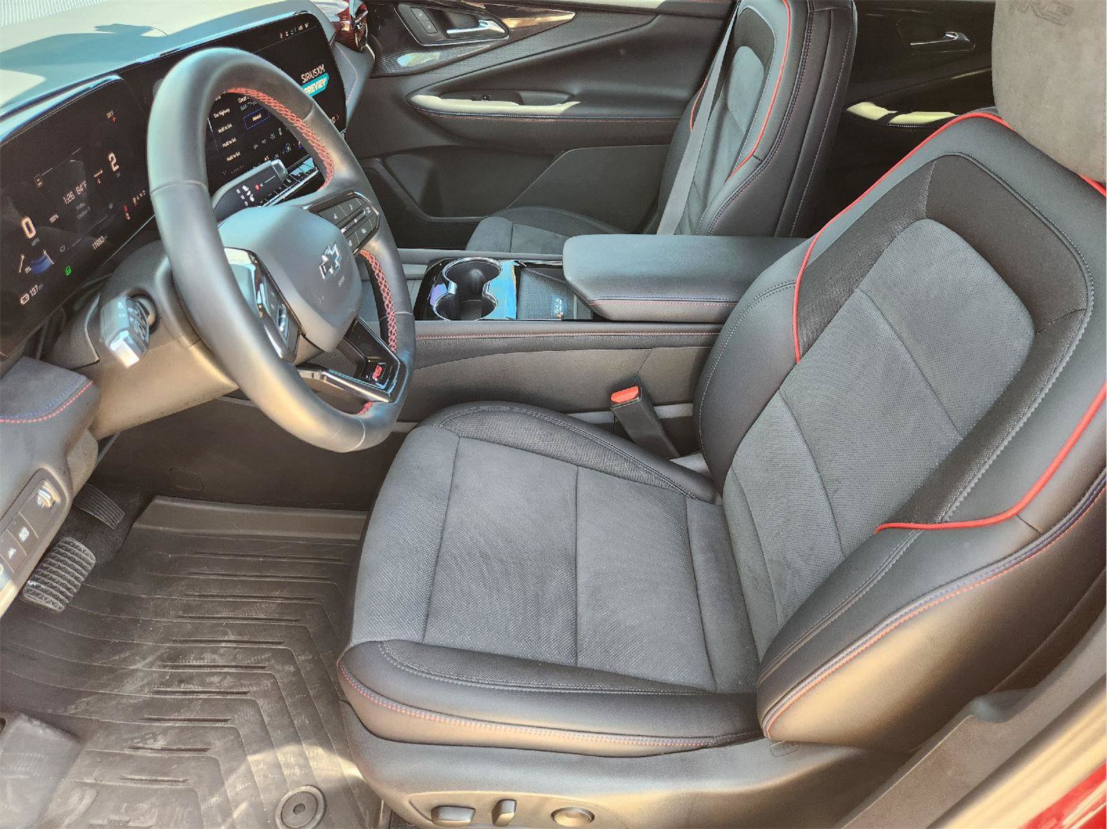 Used 2025 Chevrolet Blazer EV RS AWD/4WD image 13