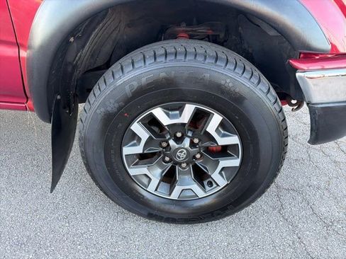 Used 2004 Toyota Tacoma PreRunner image 26