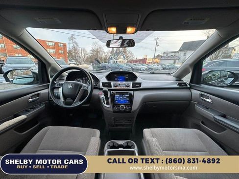 Used 2016 Honda Odyssey SE image 20