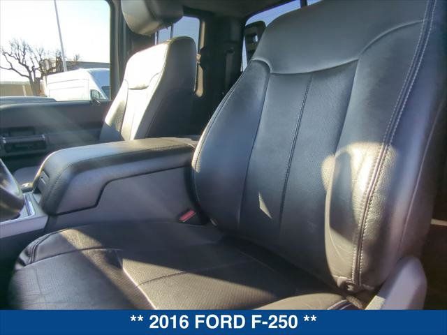 Used 2016 Ford F250 Lariat w/ Lariat Interior Package AWD/4WD image 19