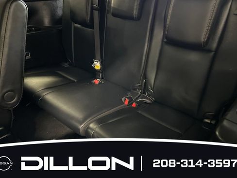 Used 2018 Toyota Highlander XLE w/ Carpet Mat Package (TMS) FWD image 15