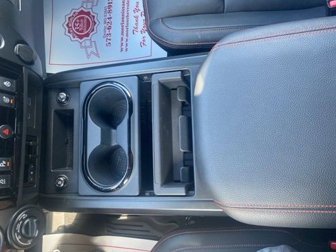 Used 2024 Nissan Titan PRO-4X w/ Pro-4x Convenience Package image 24