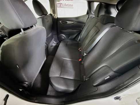 Certified 2021 Nissan Rogue Sport S image 26