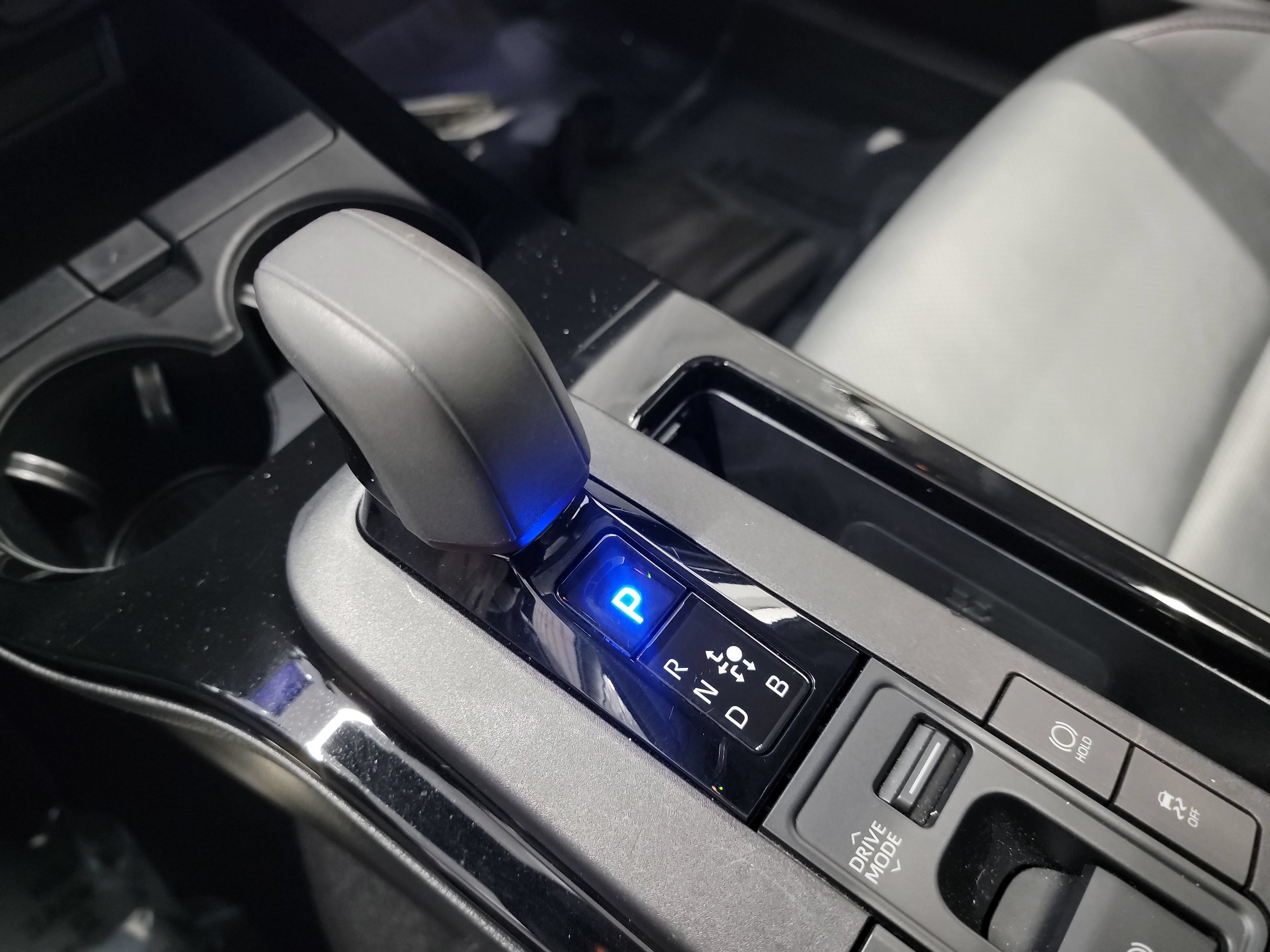 Used 2023 Toyota Prius Prime Premium FWD image 27