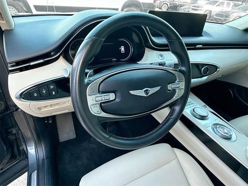 Used 2023 Genesis GV70 2.5T image 12