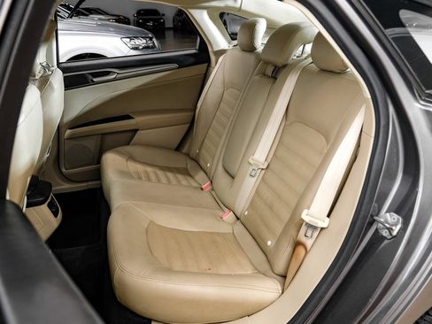 Used 2014 Ford Fusion SE FWD image 47