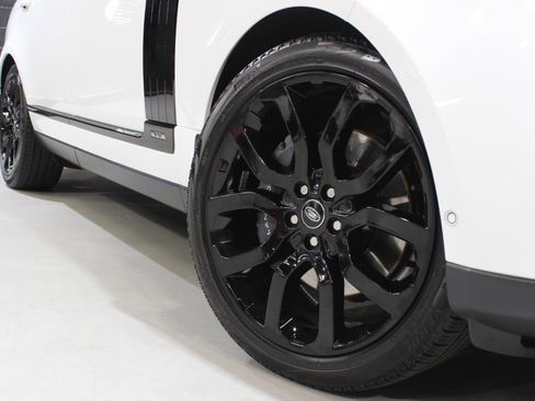 Used 2021 Land Rover Range Rover P525 Westminster Edition LWB image 9