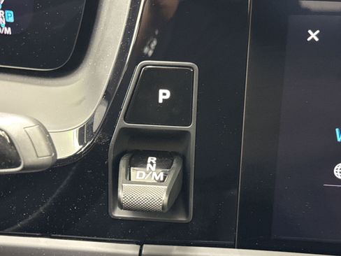 New 2025 Porsche Panamera 4 image 16