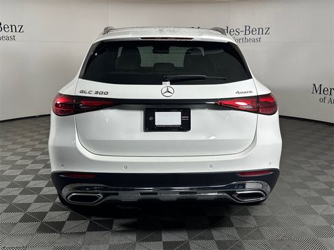 Certified 2026 Mercedes-Benz GLC 300 4MATIC image 6