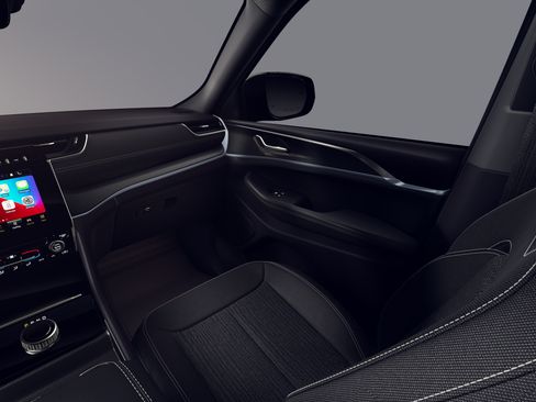 New 2026 Jeep Grand Cherokee L Laredo RWD image 7