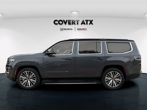 Used 2022 Jeep Grand Wagoneer Series III w/ Flexible Seating Group AWD/4WD image 5
