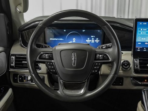 Used 2023 Lincoln Navigator L Reserve image 15