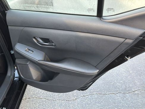 Used 2024 Nissan Sentra S FWD image 15