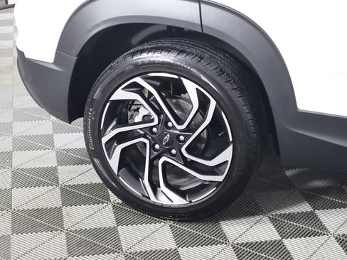 Used 2025 Chevrolet TrailBlazer RS w/ Convenience Package image 54