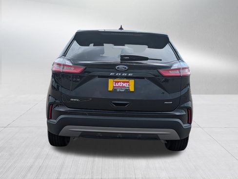 Used 2023 Ford Edge SEL w/ Convenience Package AWD/4WD image 6