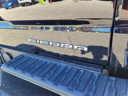 New 2026 GMC Sierra 1500 Denali w/ Denali Reserve Package image 9