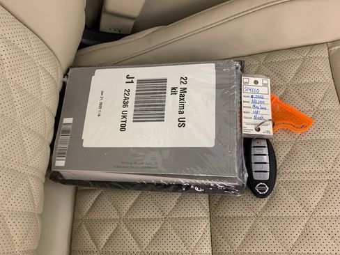 Used 2022 Nissan Maxima Platinum w/ Sport Mat Group image 44