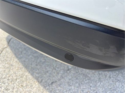 Used 2018 Land Rover Range Rover image 16