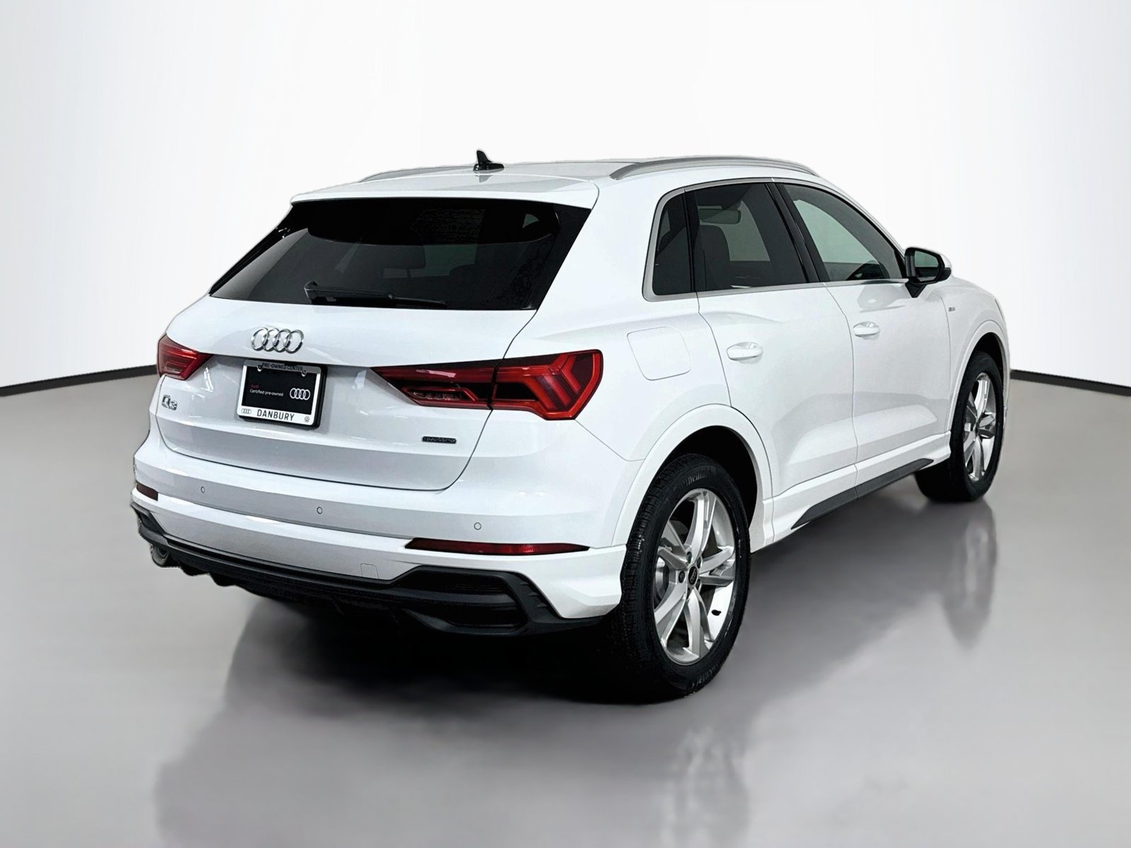 Used 2024 Audi Q3 2.0T Premium Plus AWD/4WD image 9