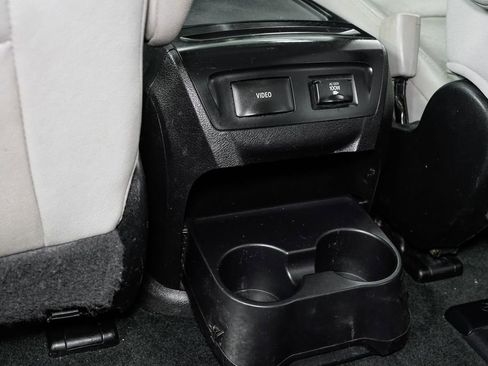 Used 2017 Toyota Sienna Limited Premium w/ Outdoor Package image 29