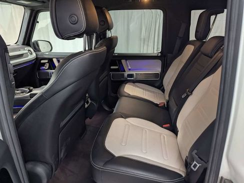 Used 2021 Mercedes-Benz G 550 w/ G Manufaktur Interior Package image 9