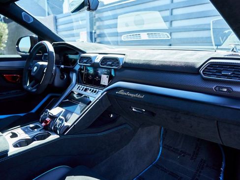 Used 2024 Lamborghini Urus Performante image 51