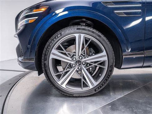 New 2025 Genesis GV80 3.5T e-SC image 12