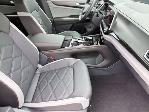 New 2026 Volkswagen Atlas Peak Edition AWD/4WD image 30