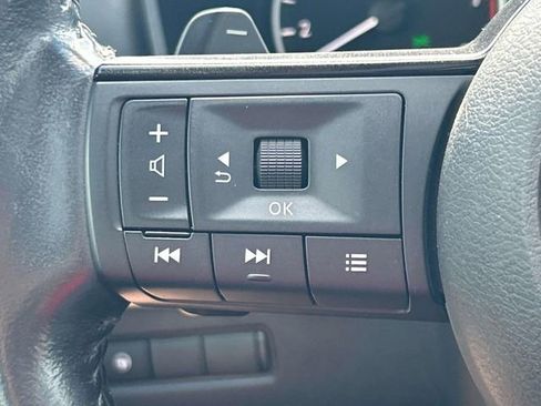 Used 2023 Nissan Rogue SL FWD image 36