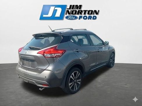 Used 2020 Nissan Kicks SR w/ Exterior Package FWD image 11