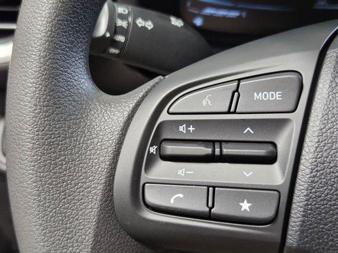 New 2026 Hyundai Venue SE FWD image 25