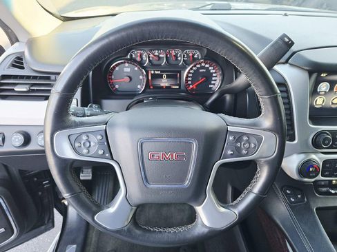 Used 2015 GMC Yukon SLT w/ HD Trailering Package image 23