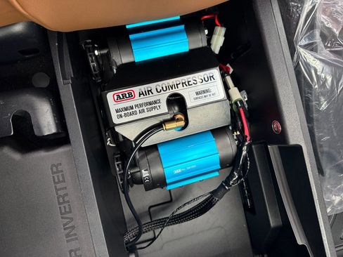 New 2026 Ford F250 Lariat w/ Black Appearance Package image 51