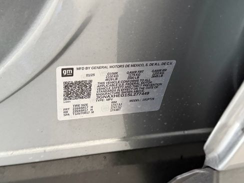 Used 2025 Chevrolet Equinox LT w/ Safety and Technology Package FWD image 19