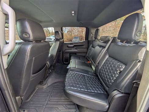 Used 2022 GMC Sierra 1500 Elevation image 28