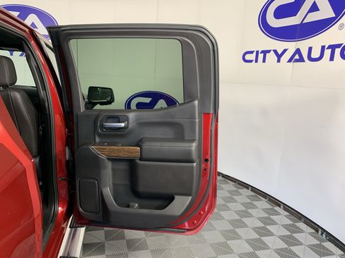 Used 2019 Chevrolet Silverado 1500 High Country w/ Technology Package AWD/4WD image 33