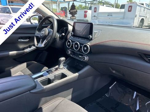 Used 2025 Nissan Sentra SR FWD image 25