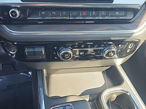 New 2026 GMC Sierra 1500 SLT w/ SLT Premium Plus Package image 20