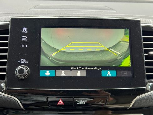 Used 2021 Honda Pilot Touring image 29