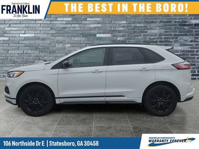 Used 2024 Ford Edge SE w/ Black Appearance Package