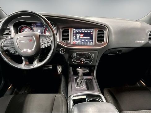 Used 2022 Dodge Charger Scat Pack w/ Harman/Kardon Audio Group RWD image 9