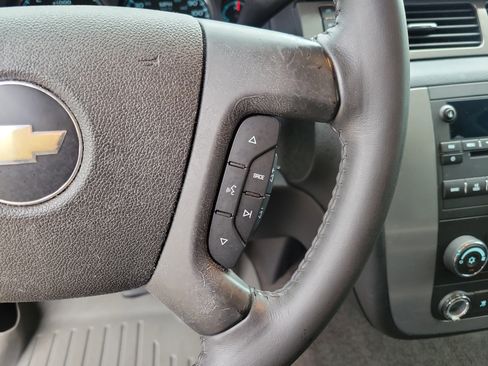 Used 2008 Chevrolet Avalanche LS image 23