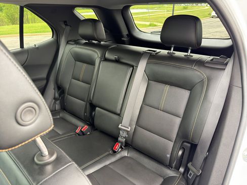 Used 2024 Chevrolet Equinox Premier AWD/4WD image 33