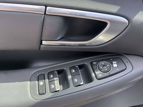 Used 2022 Hyundai Sonata SEL Plus w/ Preferred Accessory Package FWD image 15