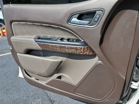 Used 2021 GMC Canyon Denali RWD image 30