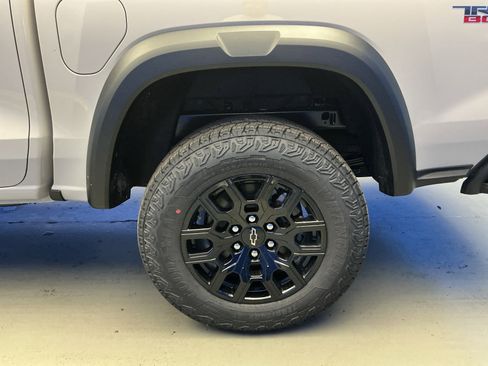 New 2026 Chevrolet Colorado Trail Boss AWD/4WD image 8