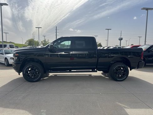 New 2026 RAM 2500 Tradesman AWD/4WD image 23