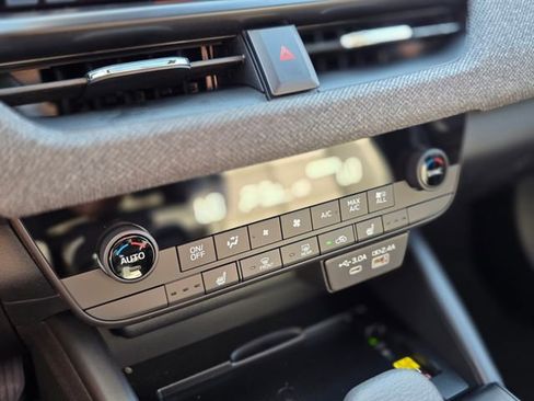New 2026 Subaru Outback Premium AWD/4WD image 27