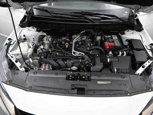 Used 2025 Nissan Altima 2.5 SR FWD image 27